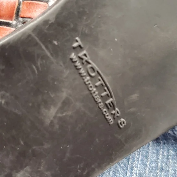 Trotters woven shoes sz 9 women - Picture 9 of 14